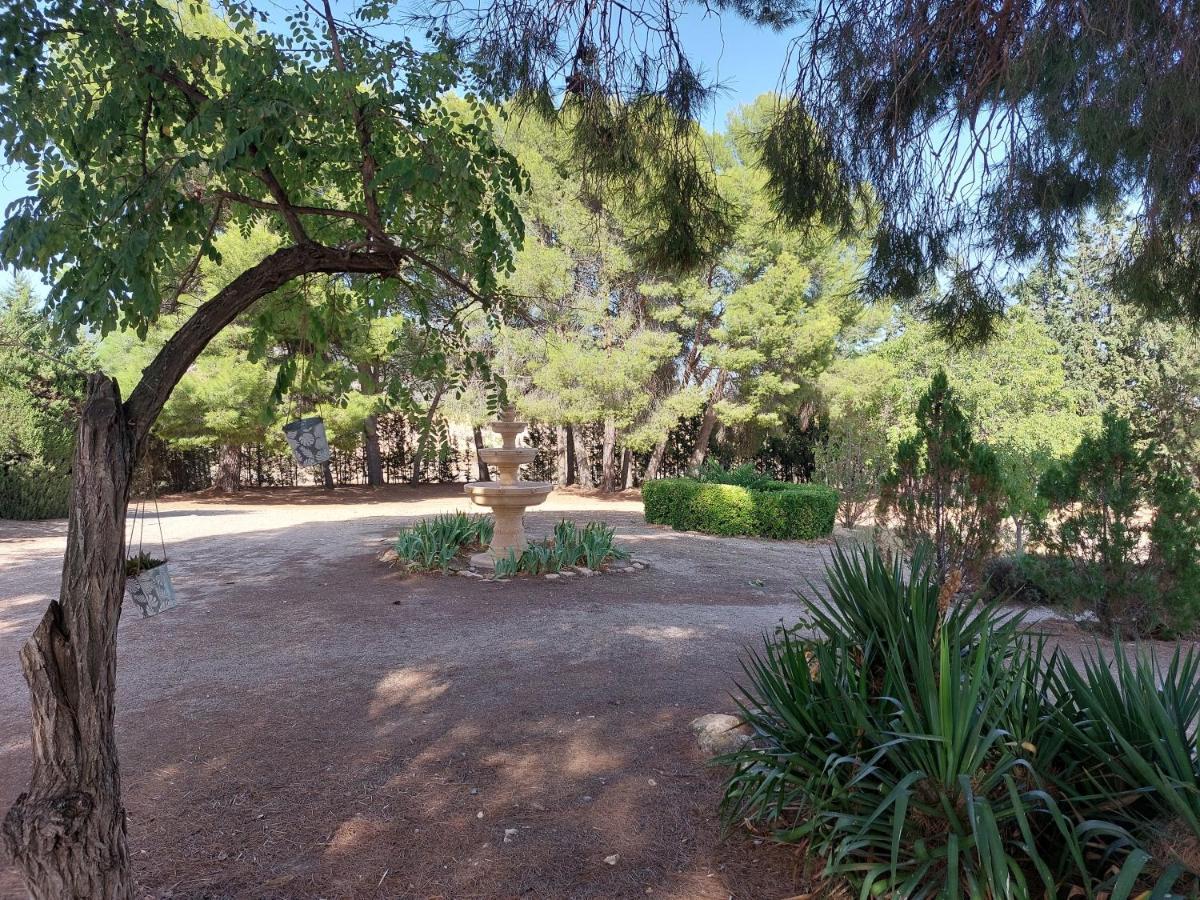 Casa Rural "La Villa Del Pistacho" Archivel Bagian luar foto